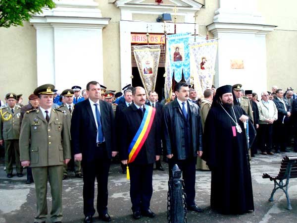 Momente de rugăciune şi evocări la sărbătoarea Oradei 97716