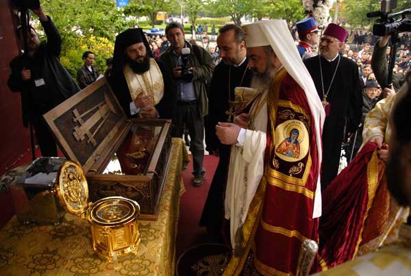 O zi luminoasă în Ţara Vlascilor 97771