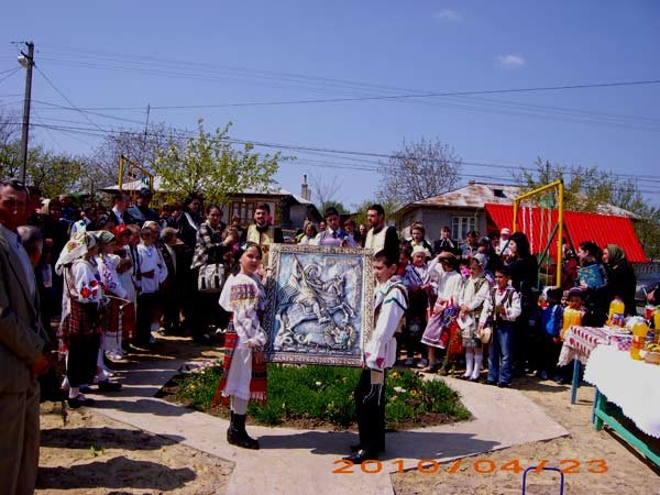 Spaţiu de joacă pentru copiii din Tămăoani 97807