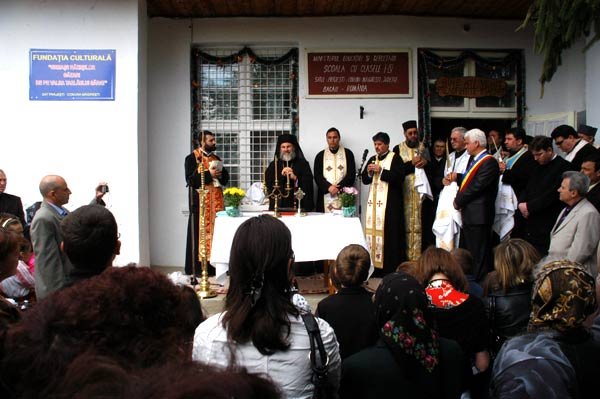 Sfinţirea Centrului de zi „Sf. Cuv. Parascheva“ din Prăjeşti 97856