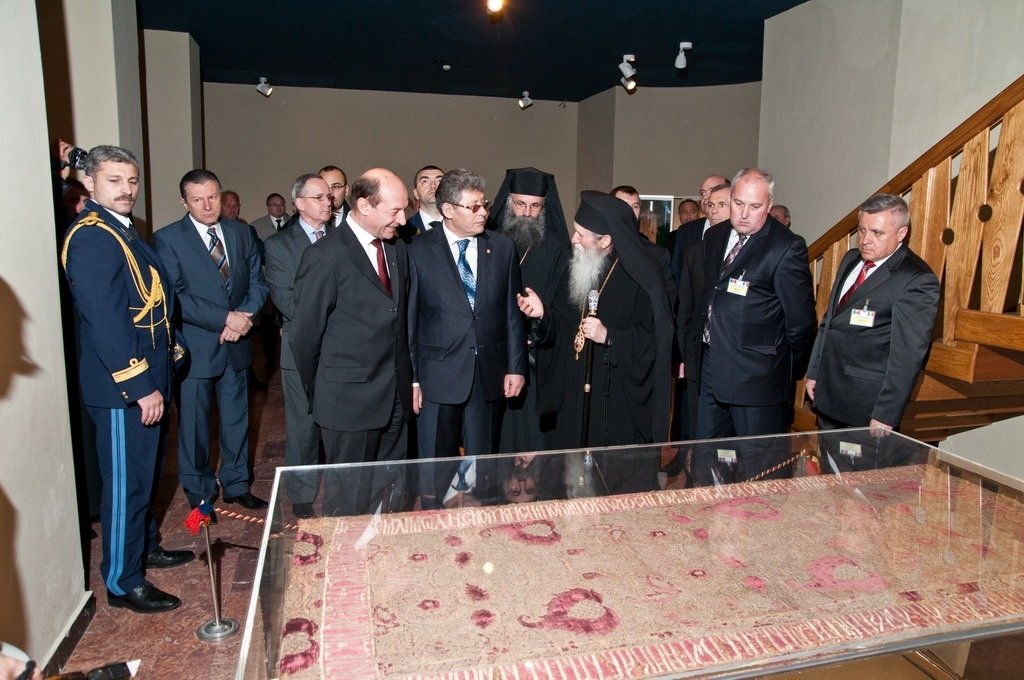 Vizită oficială a preşedinţilor României şi Republicii Moldova la Putna şi Iaşi 305640