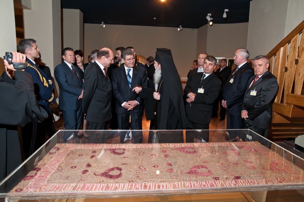 Vizită oficială a preşedinţilor României şi Republicii Moldova la Putna şi Iaşi 305641