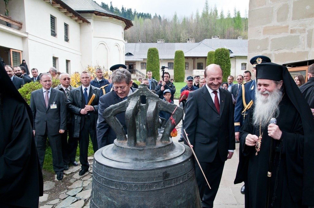 Vizită oficială a preşedinţilor României şi Republicii Moldova la Putna şi Iaşi 305643