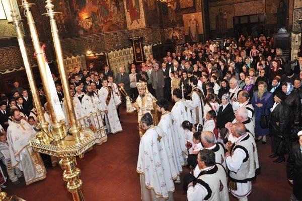 Sfântul Atanasie Patelarie, cinstit cu mare bucurie la Galaţi 97885