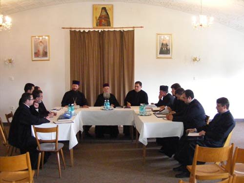 Intensificarea şi reorganizarea activităţii catehetice în Arhiepiscopia Râmnicului 97919