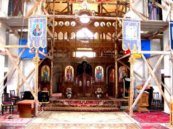 Biserica de pe calea Dumbravei, la 20 de ani de jertfă 97966