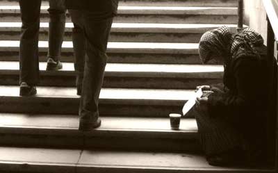 Oameni cu „răni extrem de adânci“ 97939