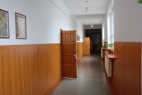 Program de prevenire a abandonului şcolar în şcolile din Bucureşti 97989