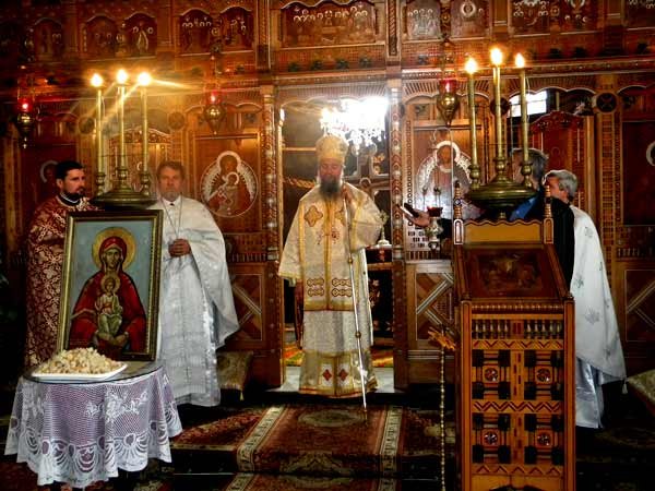 Biserica „Sfântul Nicolae“ din Calafat, la 100 de ani 98023