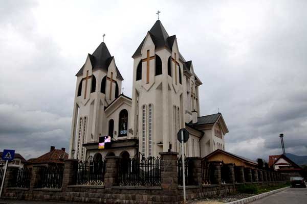 Casa voluntarilor din Valea Cetăţii 98031