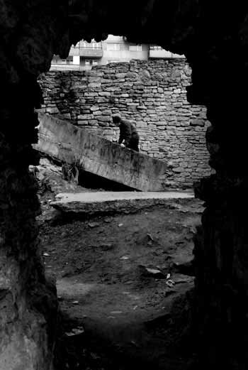 Copiii neglijaţi de părinţi riscă să devină dependenţi de droguri 98110