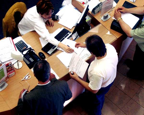 Creditarea, blocată de neînţelegerile dintre bănci şi IMM-uri 98169