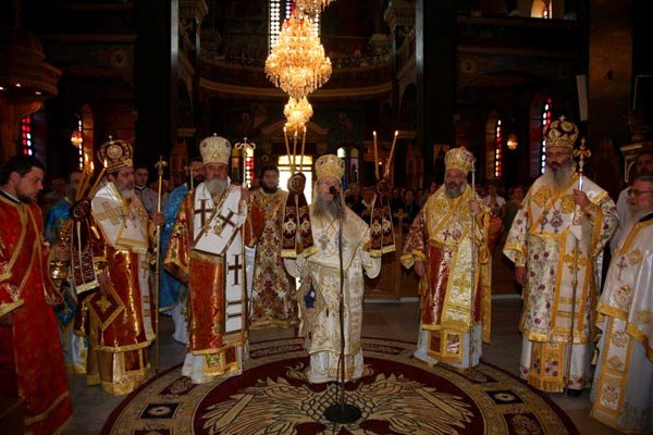 IPS Laurenţiu, Mitropolitul Ardealului, la sărbătorile de la Alexandroupolis 98161