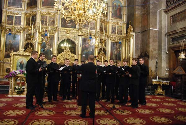 Manifestări religioase şi culturale de hramul Seminarului Teologic Ortodox din Piatra Neamţ 98154