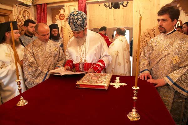 Nou lăcaş de rugăciune în ţinutul Branului 98207