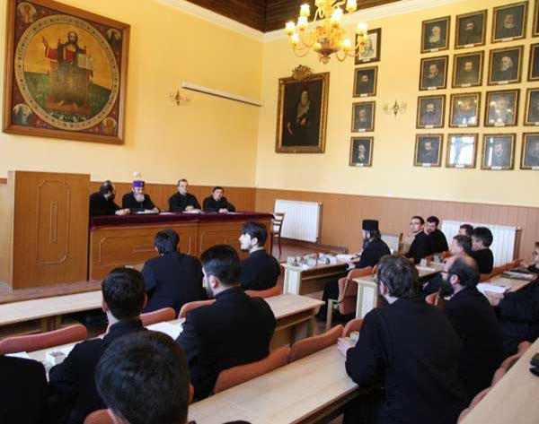 Noi coordonatori ai preoţilor misionari din Arhiepiscopia Sibiului 98272