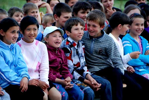 O caravană cu românism pentru fraţii din Basarabia de Sud 98261