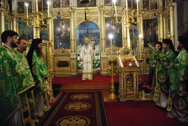 „Odată cu Cincizecimea suntem chemaţi la viaţa în Hristos prin Duhul Sfânt“ 98247