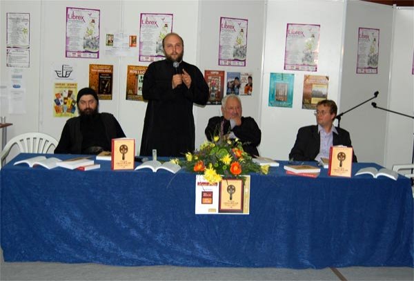 „Taina veacurilor. Unirea timpului cu eternitatea în rugăciunile Bisericii“, lansată la Iaşi 98249