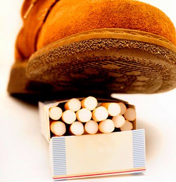 Comisia Europeană anunţă luarea de noi măsuri împotriva fumatului 98336