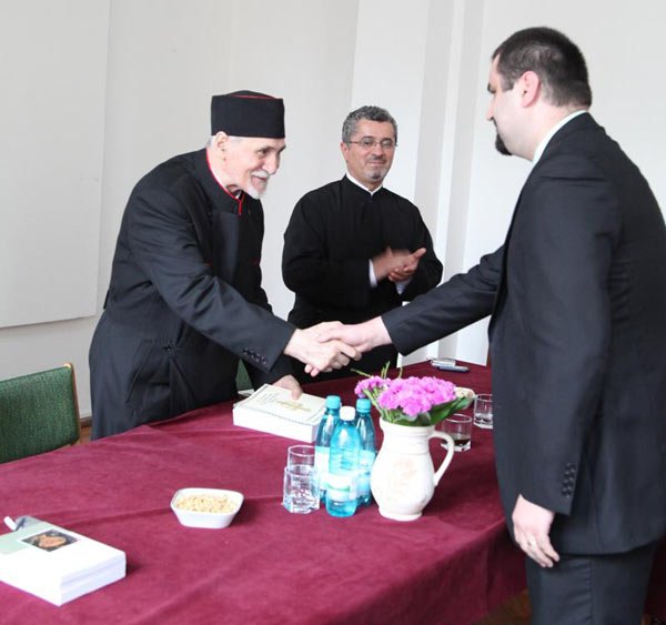 Părintele profesor Ilie Moldovan, omagiat la Sibiu 98343