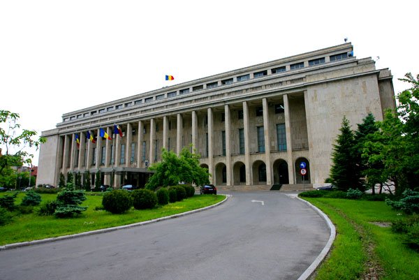 Reducerile se aplică de la 1 iunie până la 31 decembrie 2010 98334