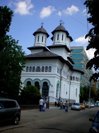 Aşezământ social pentru credincioşii nevoiaşi de la marginea capitalei 98377