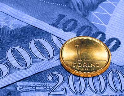 „Ungaria are şanse mici de a evita soarta Greciei“ 98467