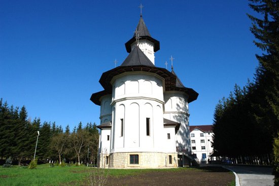 Manifestări dedicate Sfântului Ioan Iacob Hozevitul, la Seminarul Teologic de la Mănăstirea Neamţ 98474