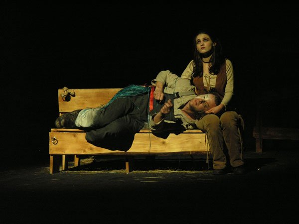 Cum trebuie să se raporteze un creştin la teatru 98545