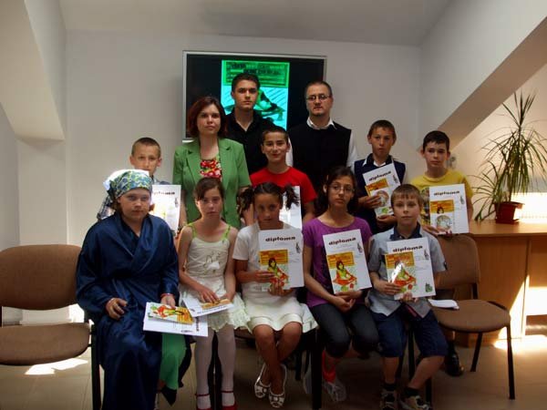 Lansarea cărţii „Viaţa lui Iisus prin ochii copiilor“ 98535