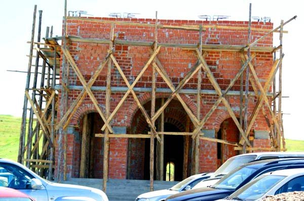 Sărbătoare la Mănăstirea Calapodeşti din judeţul Bacău în Duminica Sfinţilor Români 98534