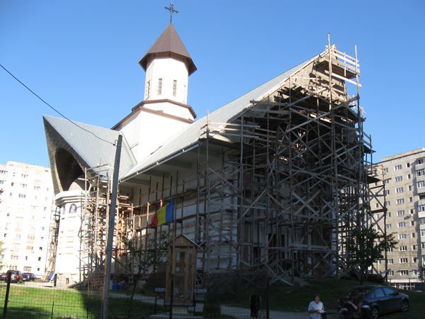 Sfântul Ierarh Chiril al Alexandriei, ocrotitorul unei biserici ieşene 98552
