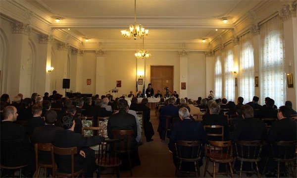 Conferinţe preoţeşti în Episcopia Severinului şi Strehaiei 98639