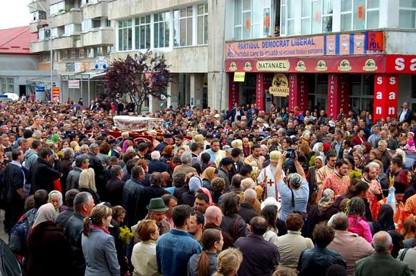 Hramul Sfântului Ioan cel Nou de la Suceava 98800