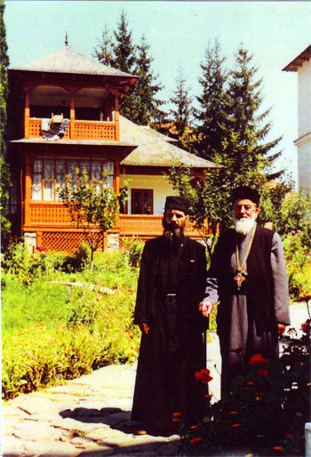 O lacrimă de recunoştinţă părintelui Modest Muraru 98859