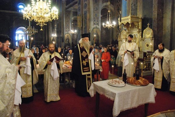 Parastas la Catedrala mitropolitană din Iaşi pentru arhim. Partenie Apetrei 98850
