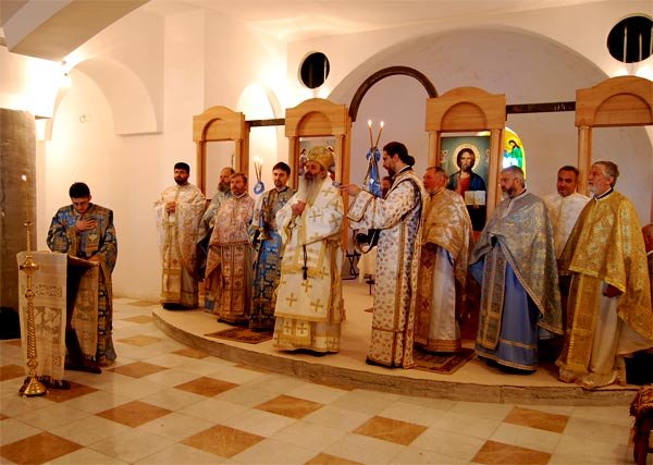 „Pentru ca oamenii să creadă că Hristos este Dumnezeu, trebuie să propovăduim adevărul în biserică“ 98849