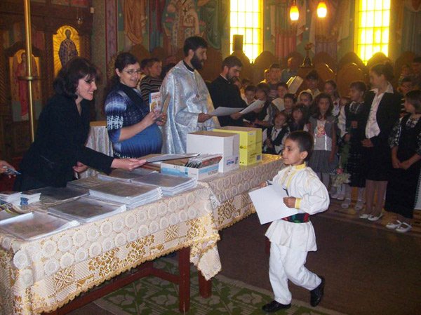 Premii pentru copiii din Ţara Făgăraşului 98899