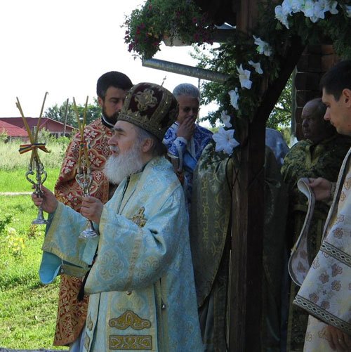 Hramul aşezământului monahal-social din Tămand 98985