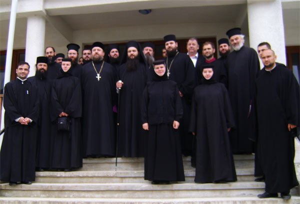 Instalare de stareţi în Arhiepiscopia Bucureştilor 99089