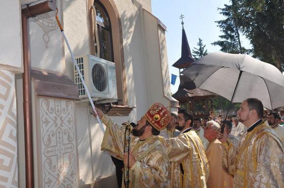 Slujbă de resfinţire la Valcău de Jos în Episcopia Sălajului 99097