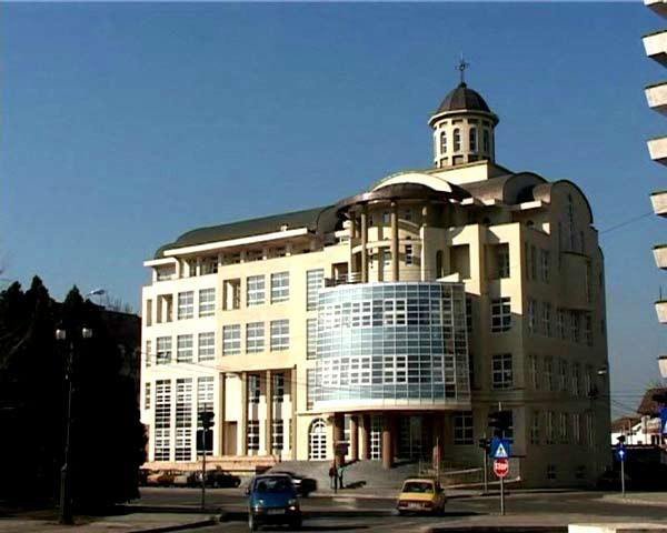 A început admiterea la facultăţile teologice 99115