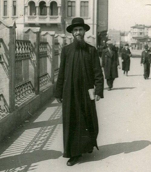 Ieromonahul Vasile Vasilache, slujitorul neobosit 99109