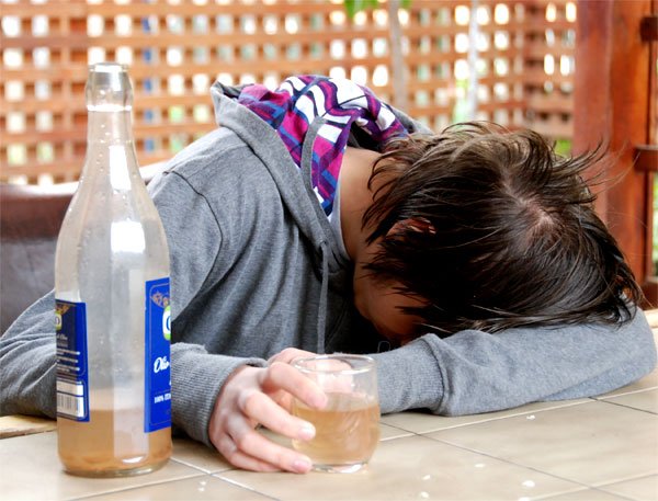 „Am 43 de ani şi sunt alcoolic“ 99154