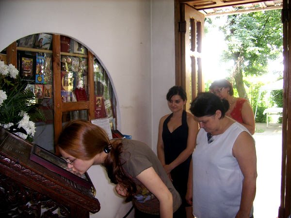 Maica Domnului „Prodromiţa“ venerată la Biserica Toma Cozma 99149