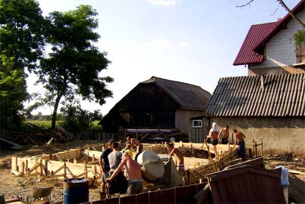 „Sperăm că într-o lună să fie finalizate primele case“ 99165