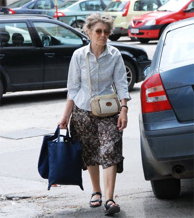 Pensionaţi la 70 de ani 99175