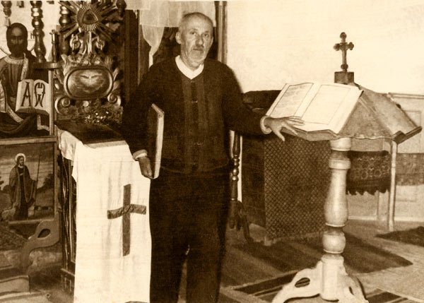 Dascălul cronicar Vasile de la Vlădeşti 99198