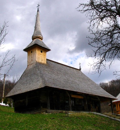 Tabără la Mănăstirea Strâmba din Episcopia Sălajului 99209